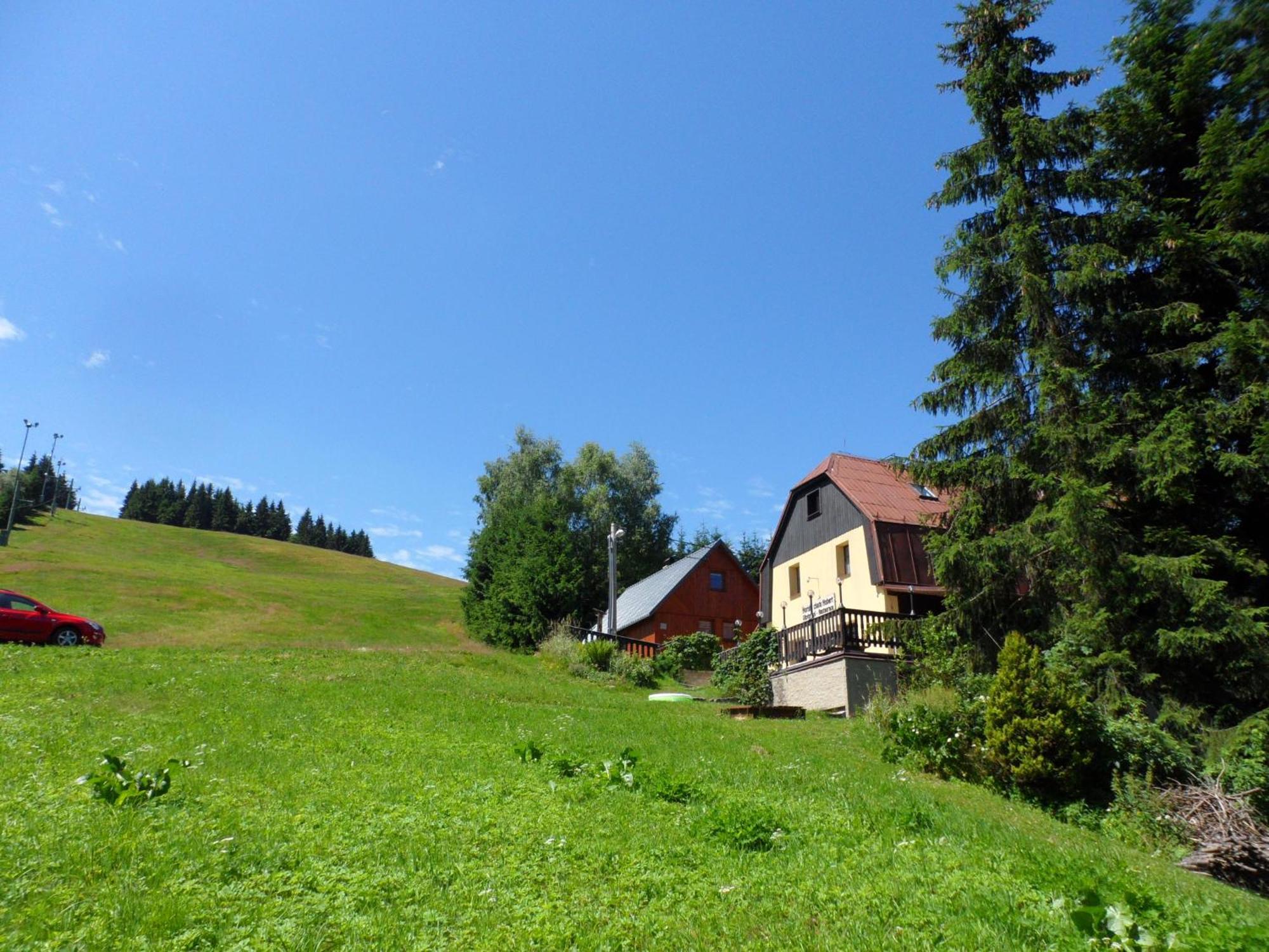 Horska Chata Hubert Bedřichov Exterior foto