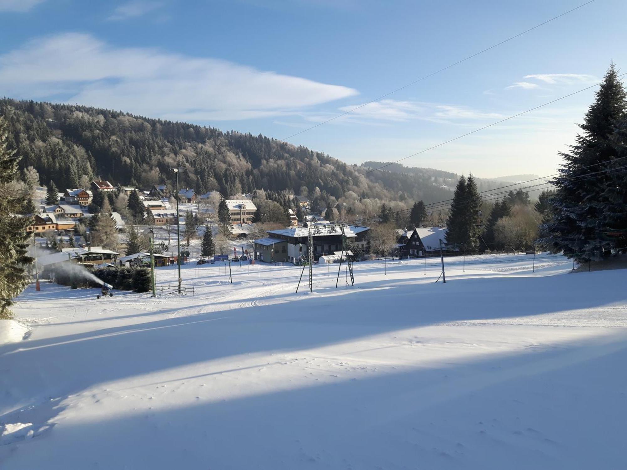Horska Chata Hubert Bedřichov Exterior foto